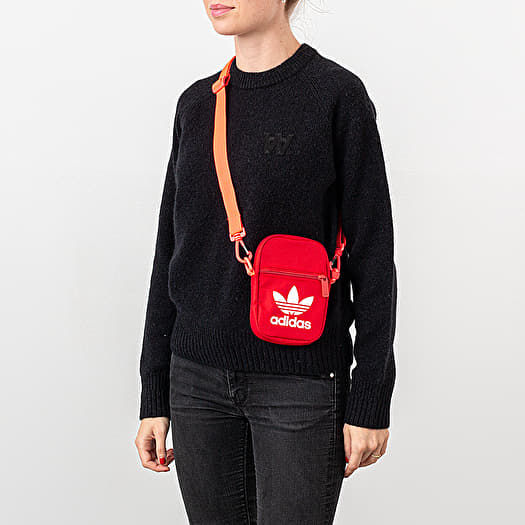 Adidas fest bag tref 2025