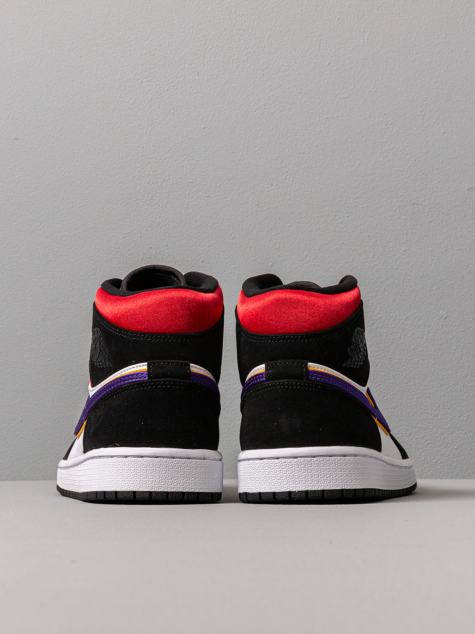 Men s shoes Air Jordan 1 Mid Se Black Field Purple White Gym Red Footshop