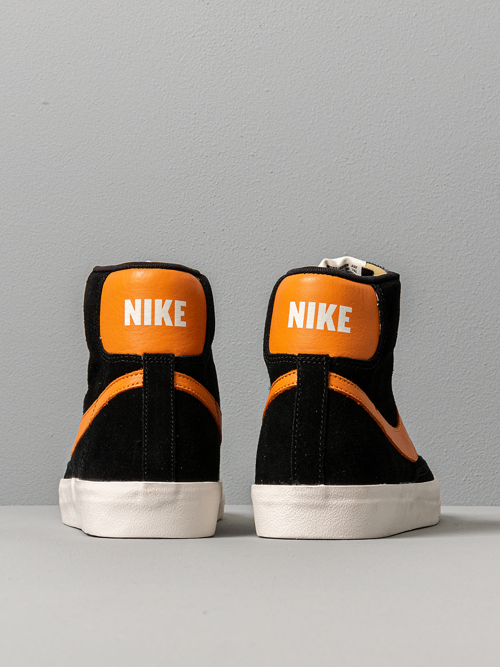 Men s shoes Nike Blazer 77 Black Amber Rise Sail Footshop