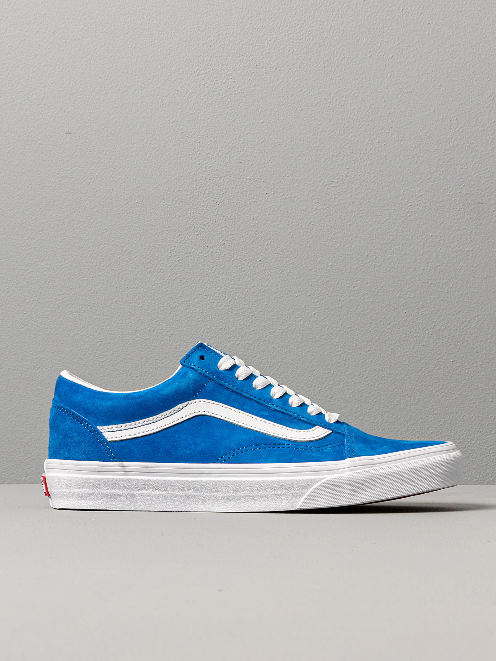 Pig suede blue store vans