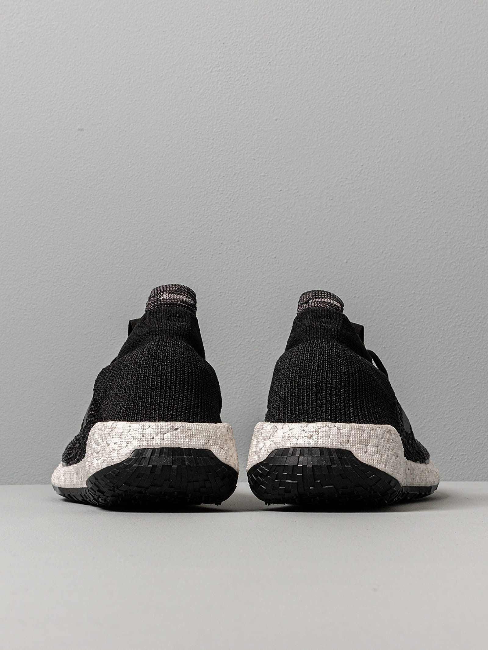 Zapatillas mujer adidas PulseBOOST HD w Core Black/ Grey Six/ Grey Three F17