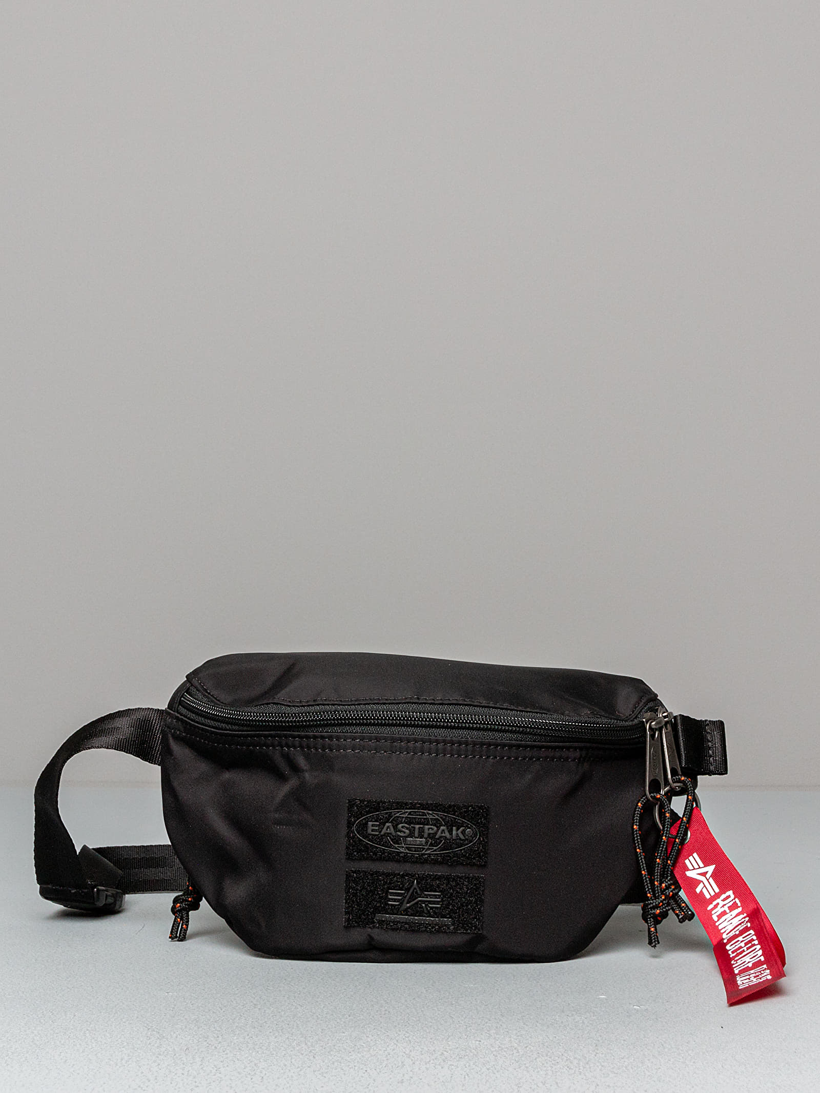 Alpha industries eastpak clearance