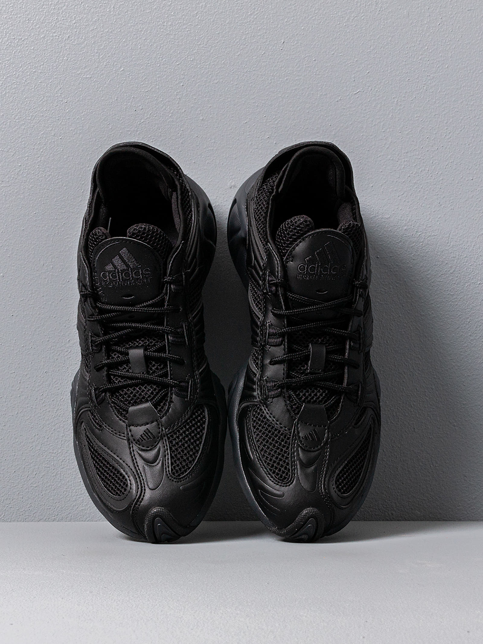 Férfi cipők adidas FYW S-97 Core Black/ Core Black/ Carbon