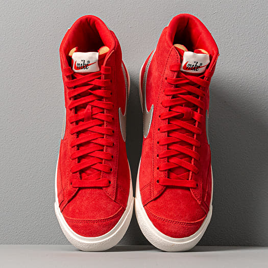 Herren Sneaker und Schuhe Nike Blazer 77 University Red Metallic Silver Sail Footshop