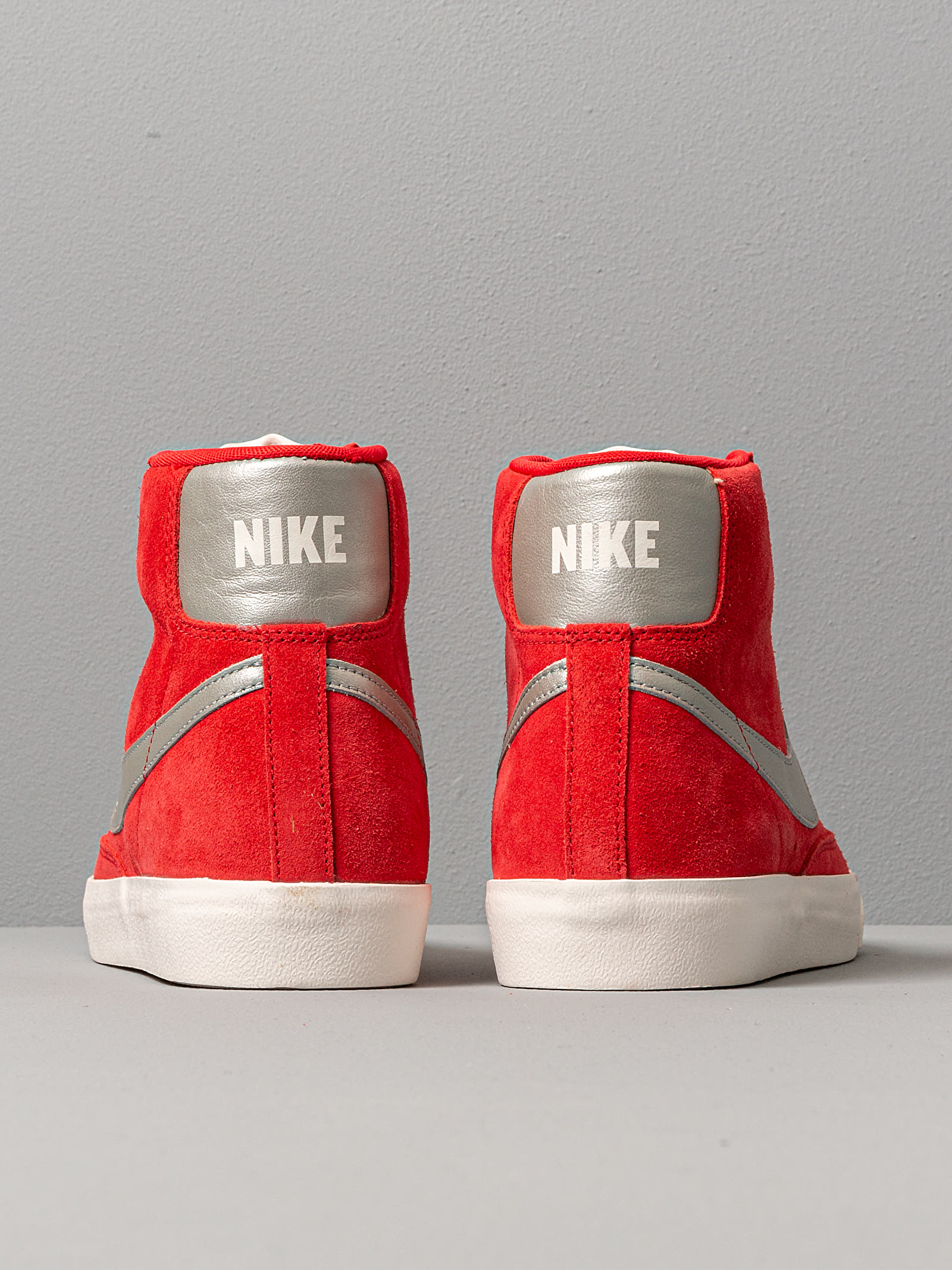 Blazer 77 red online