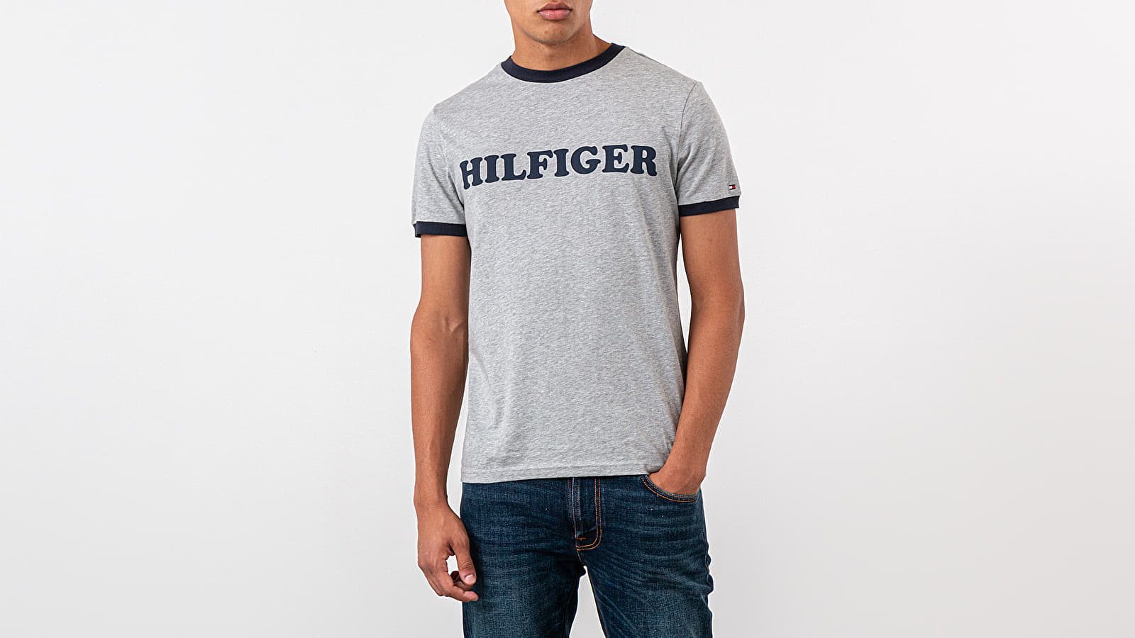 T-shirts Tommy Hilfiger Logo Tee Grey Heather