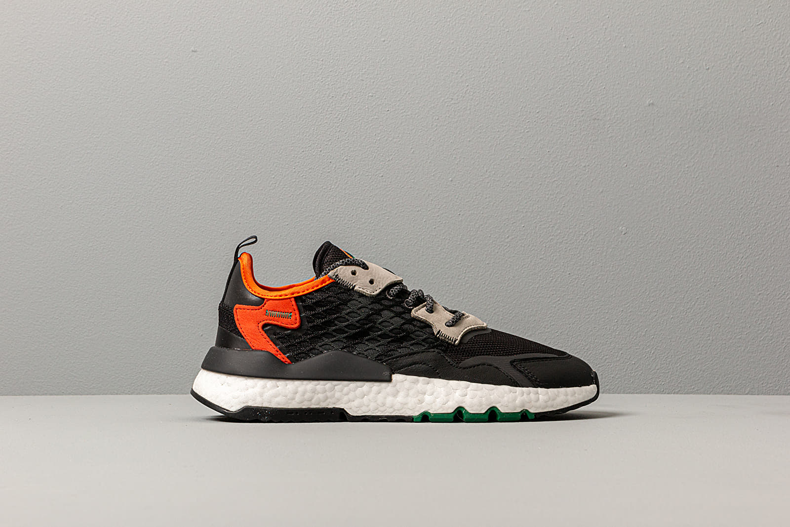 Adidas shoes 2025 joggers definicion