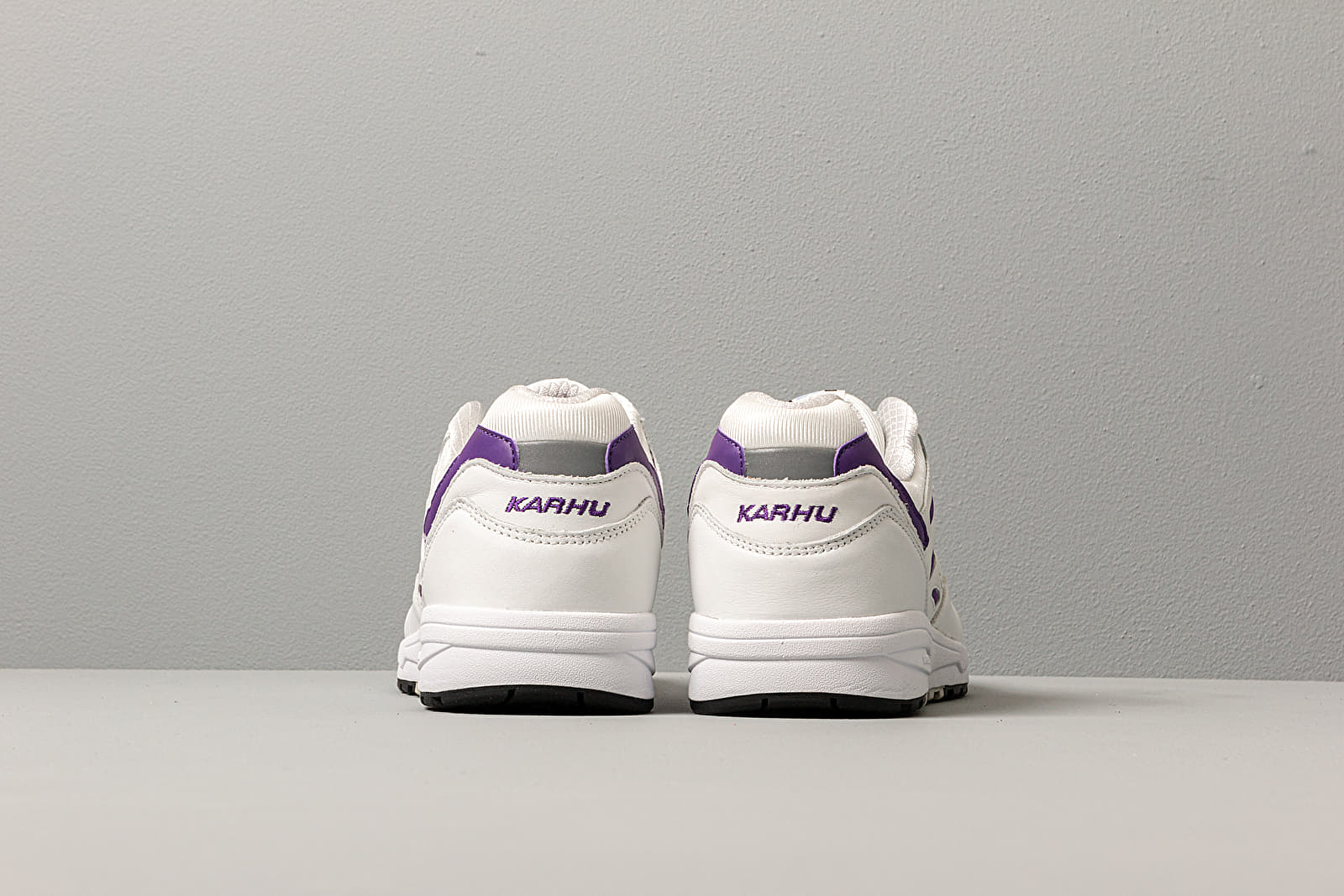 Men's shoes Karhu Legacy Bright White/ Tillandsia Purple