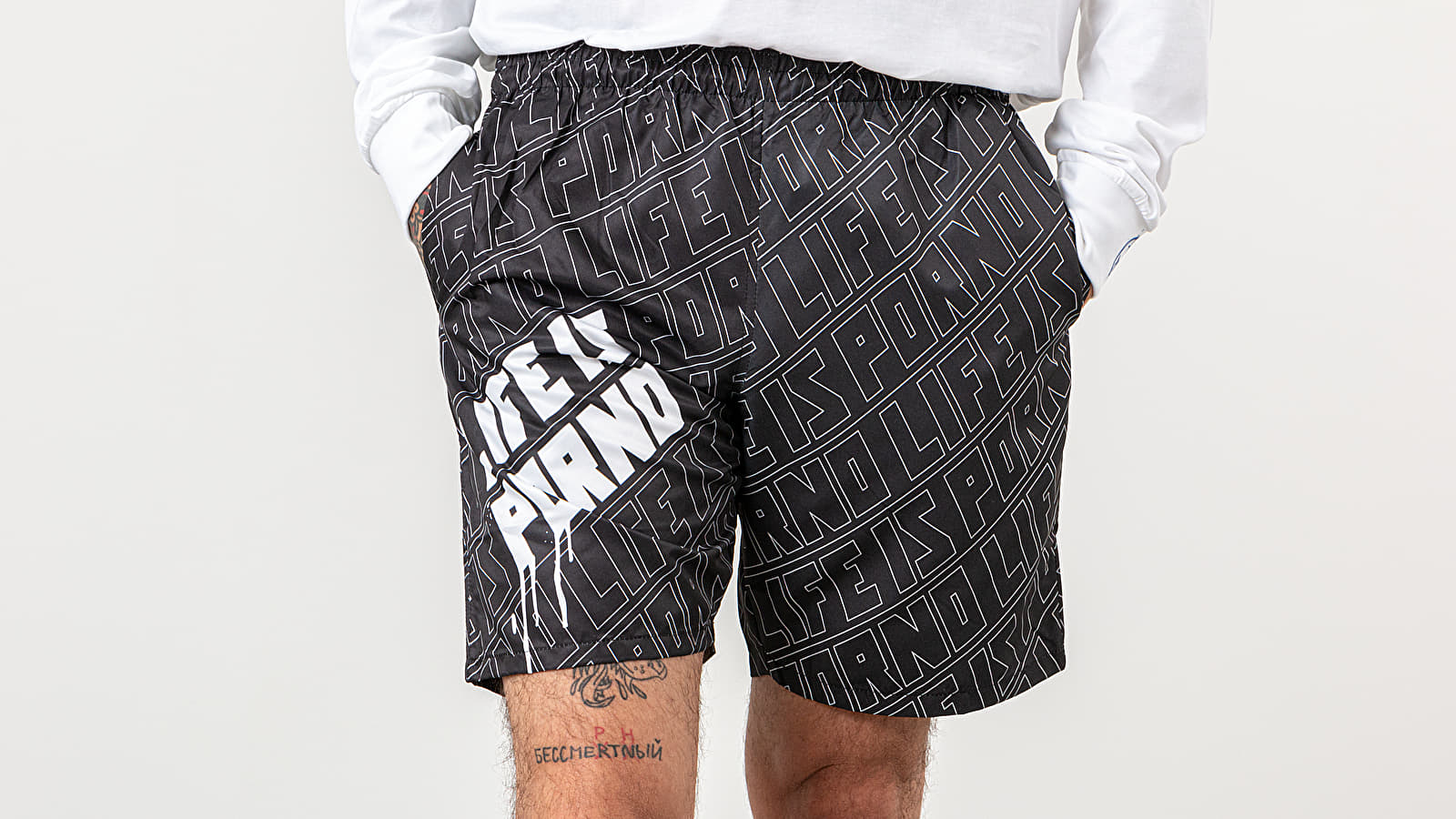 Plavky Life Is Porno Wallpaper Boardshorts Black