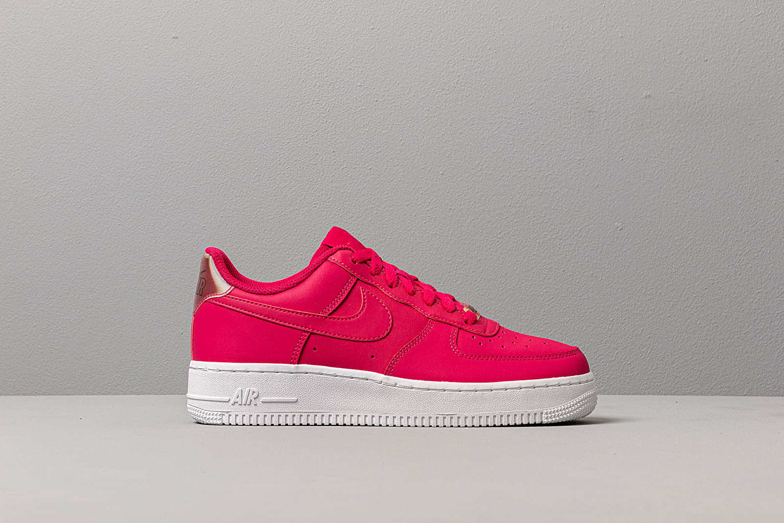 Nike air force 1 wild cherry outlet