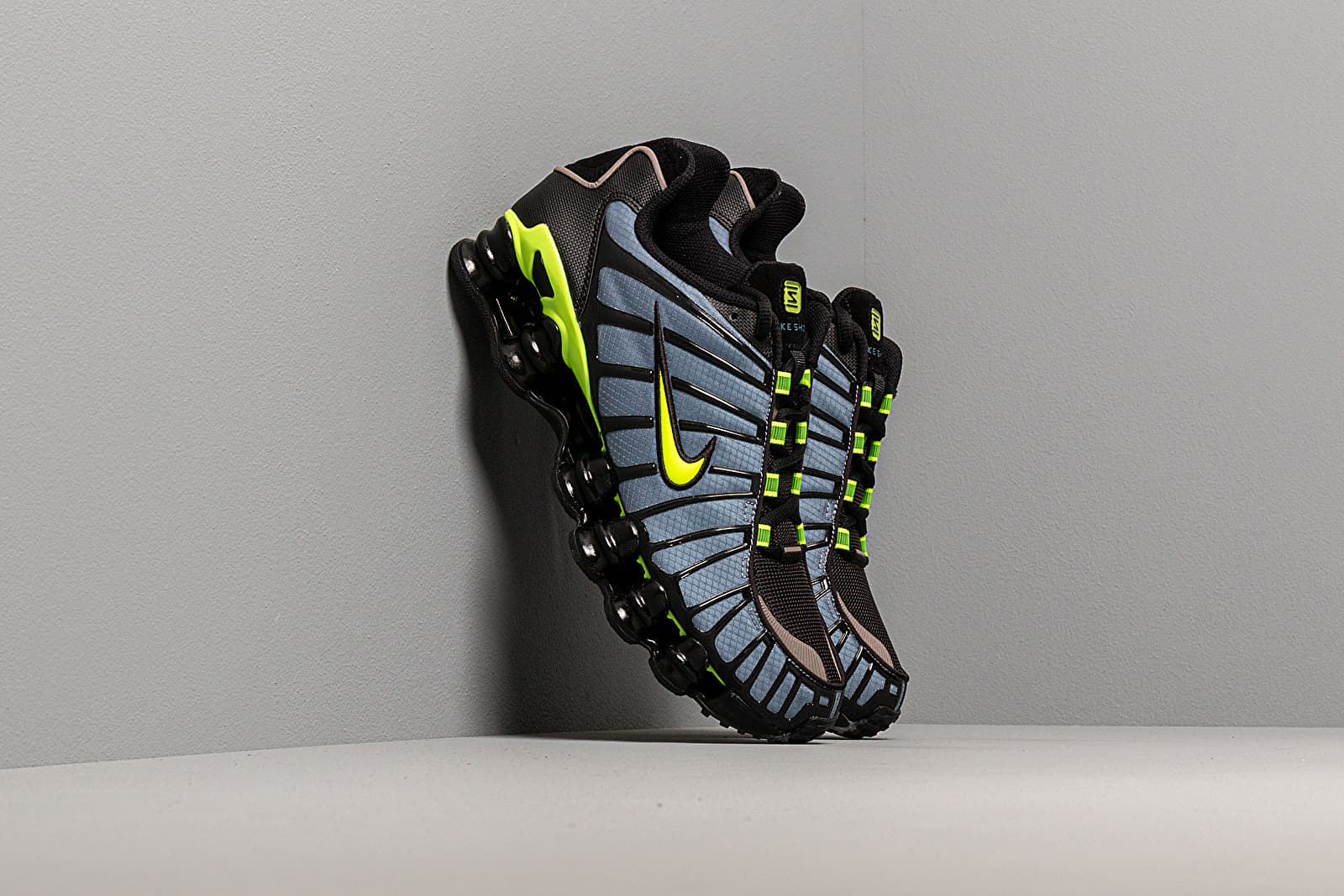 Zapatillas Hombre Nike Shox TL Thunderstorm/ Volt-Black