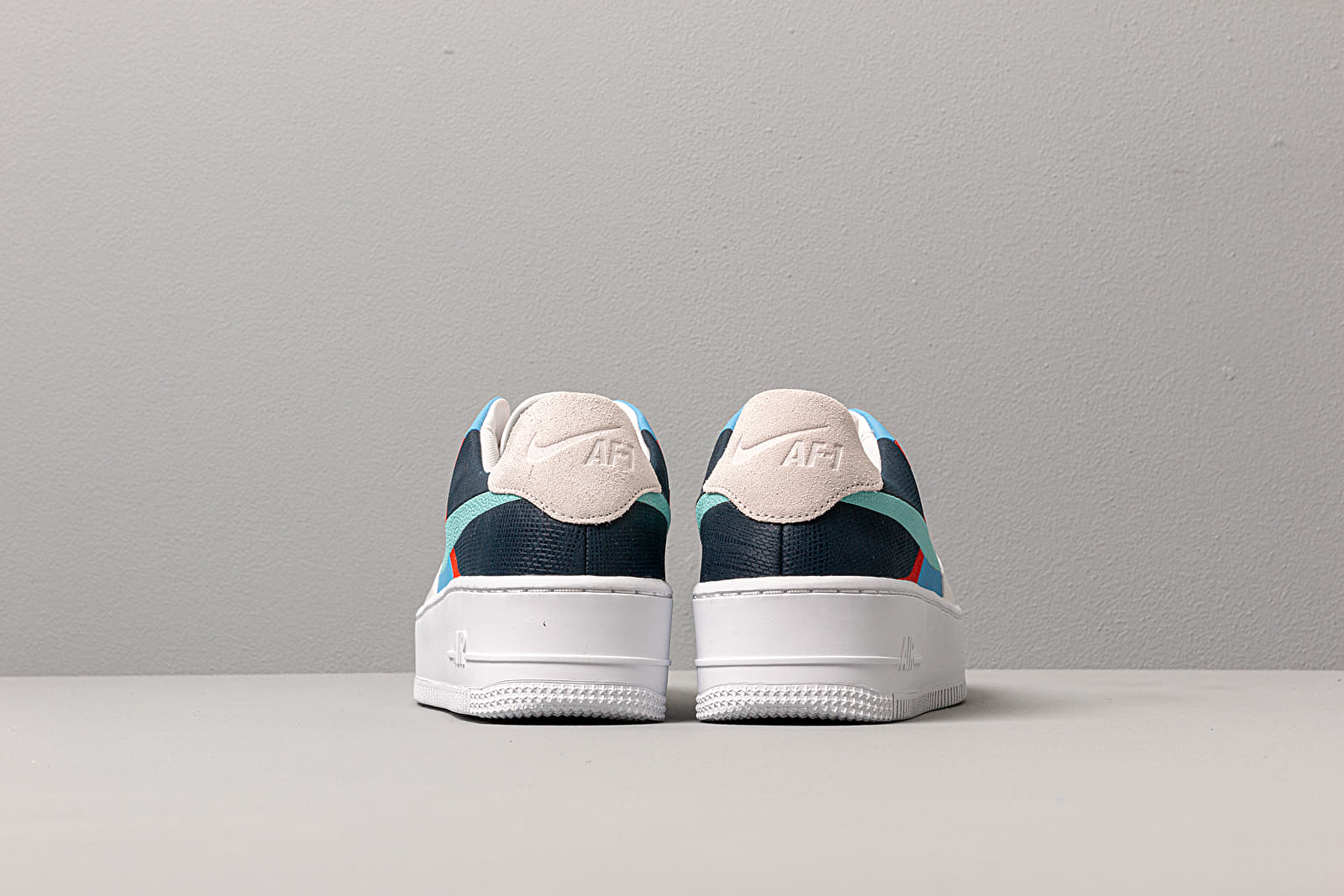 Női cipők Nike W Air Force 1 Sage Low LX Platinum Tint/ Light Aqua-Obsidian