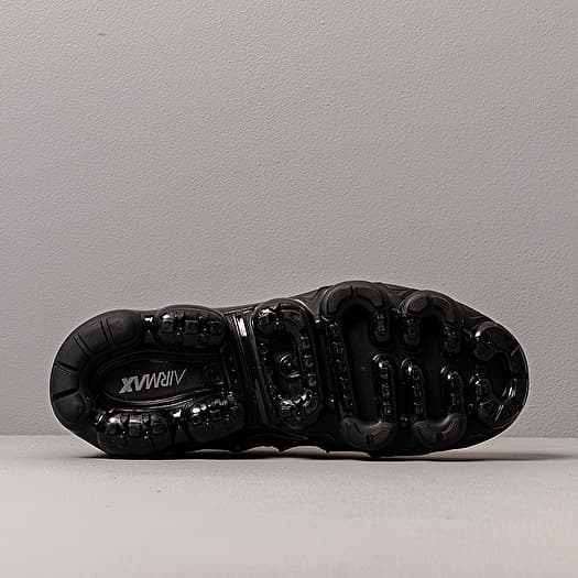Vapormax plus arancioni best sale
