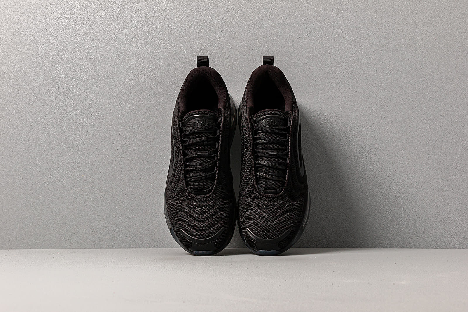 Nike 720 nere donna deals