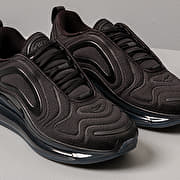Chaussures et baskets femme Nike W Nike Air Max 720 Black Black Anthracite Footshop