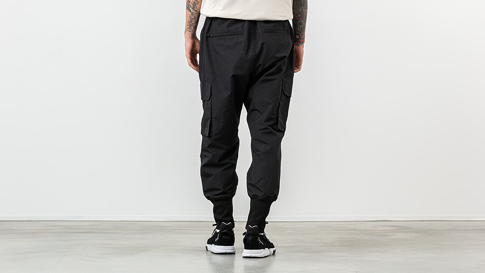 Nohavice Y-3 Nylon Cargo Pants Black