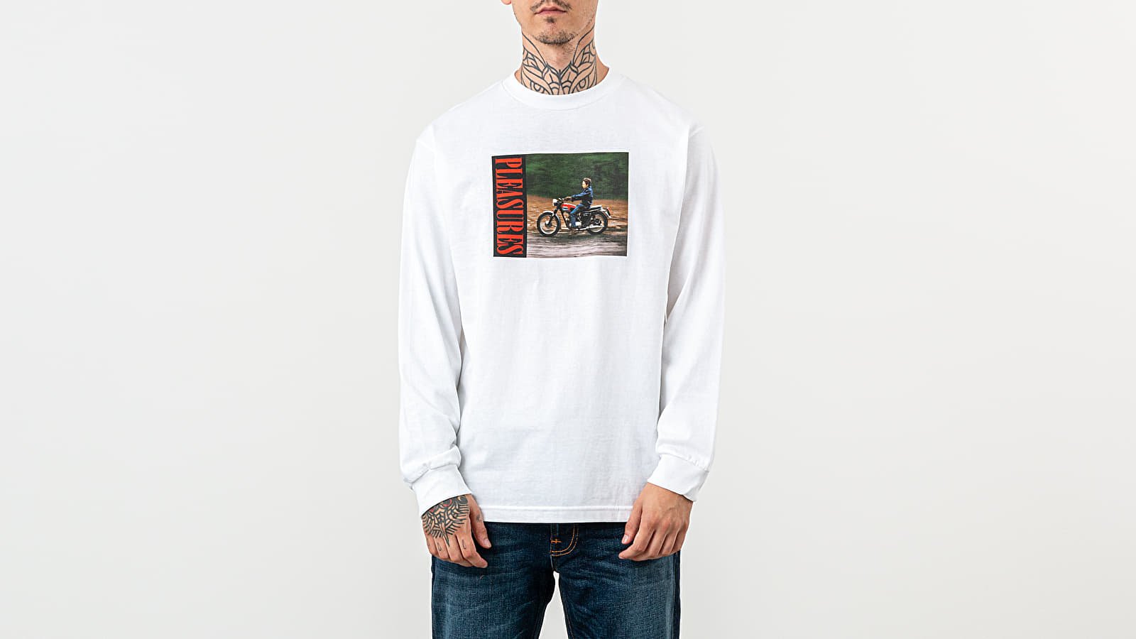 PLEASURES X Roland Lifestyle エジプシャン ラヴァー Tシャツ PLEASURES – MERCADO