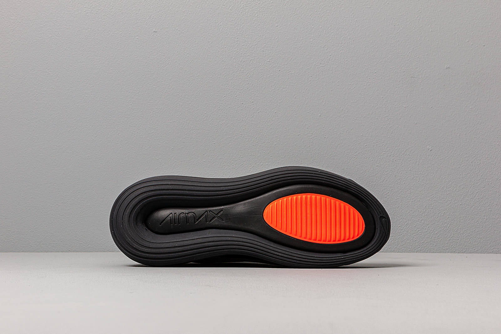 Nike air max 720 crimson on sale
