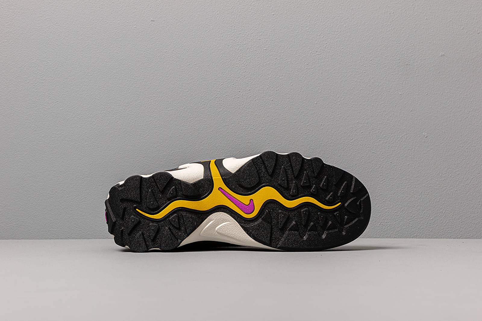 Zapatillas Hombre Nike Air Skarn Sequoia/ Vivid Purple-Bright Citron