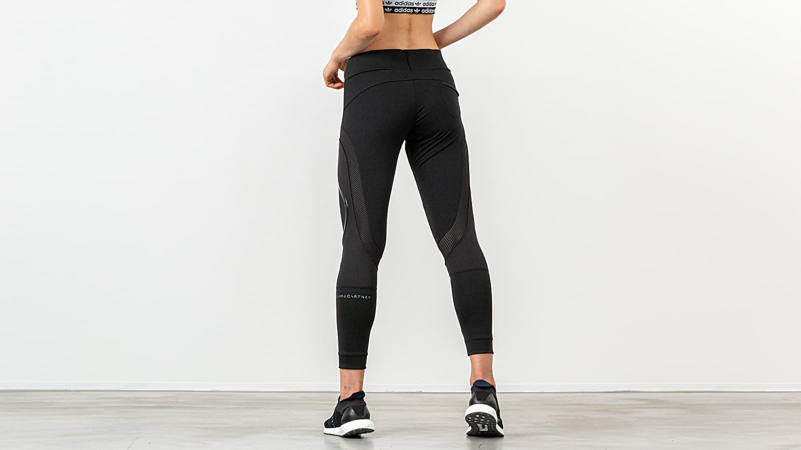 Pants and jeans adidas x Stella McCartney Essential Tights Black