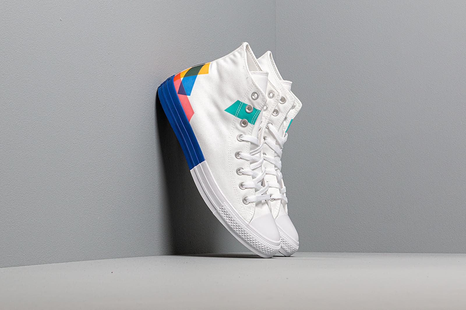 Blue yellow red online converse