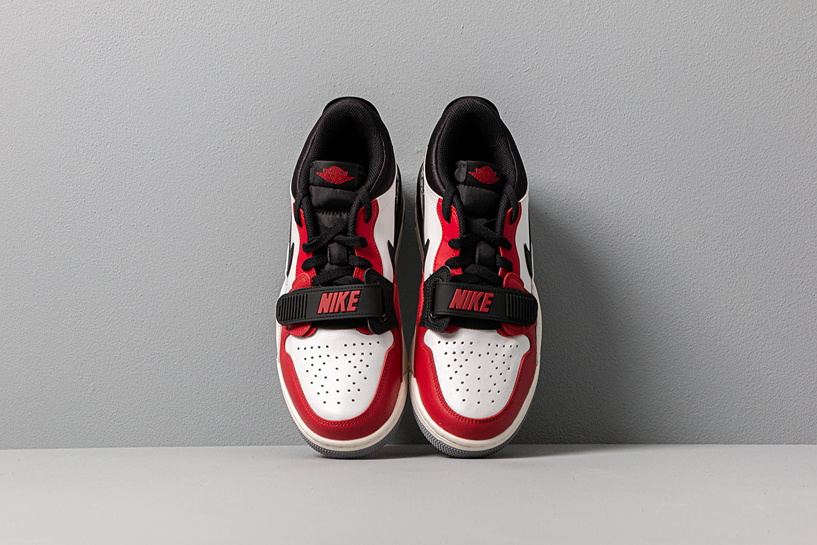 Nike Air Jordan Legacy 312 Low Men’s Sizes White Red Black Sail CD7069-106 JORDAN Air Legacy 312 Low CD7069 106 - Shiekh main image 4