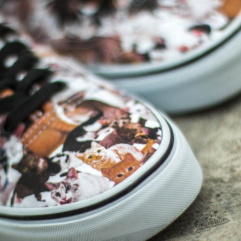 Women's shoes Vans Authentic (ASPCA) Kittens/ True White