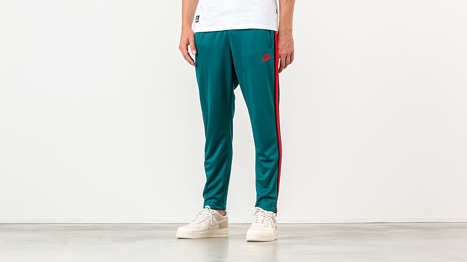 Nike tribute pants mens shop