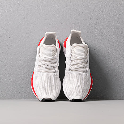 adidas Swift Run