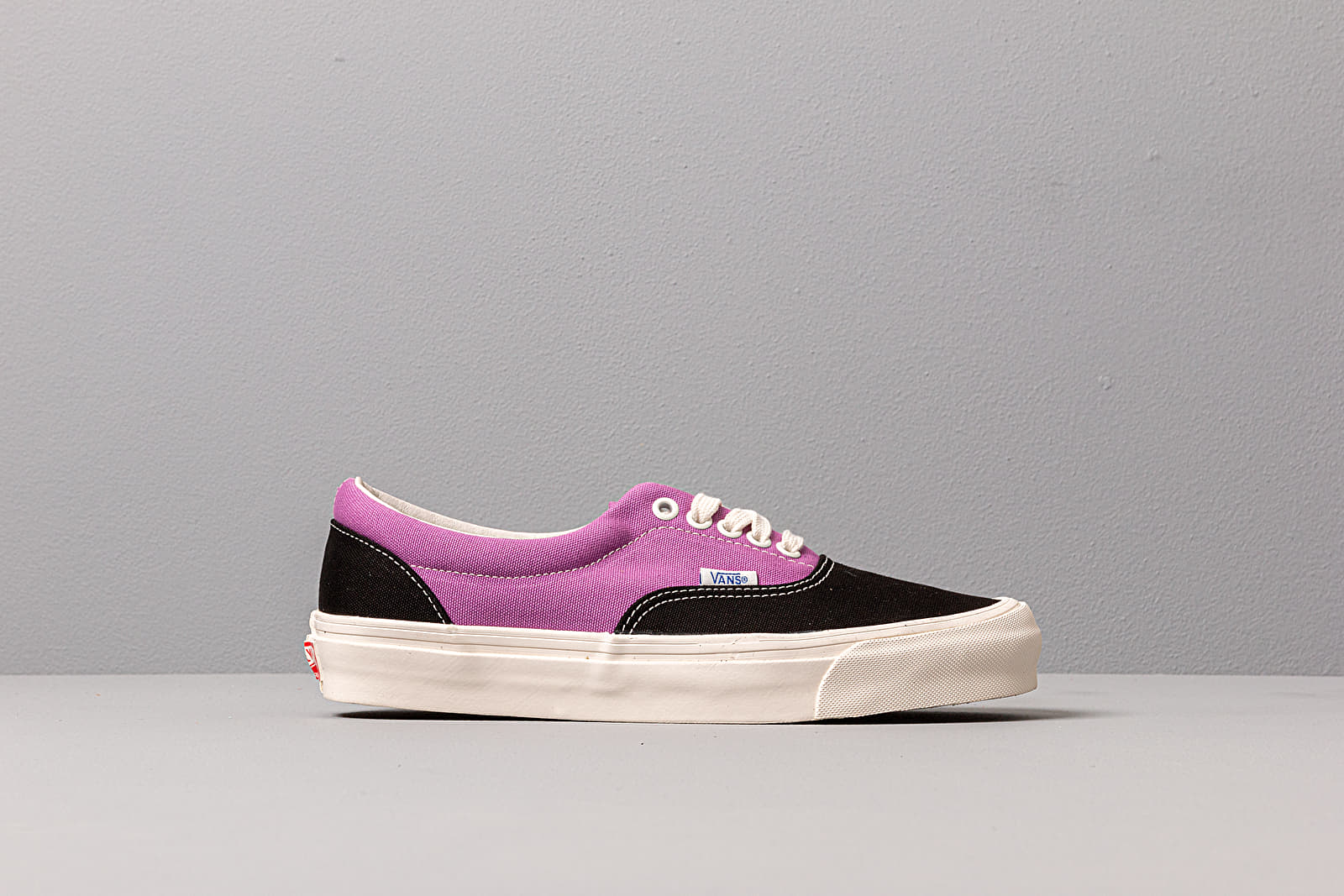 Scarpe uomo Vans Vault OG Era LX (Canvas) Black