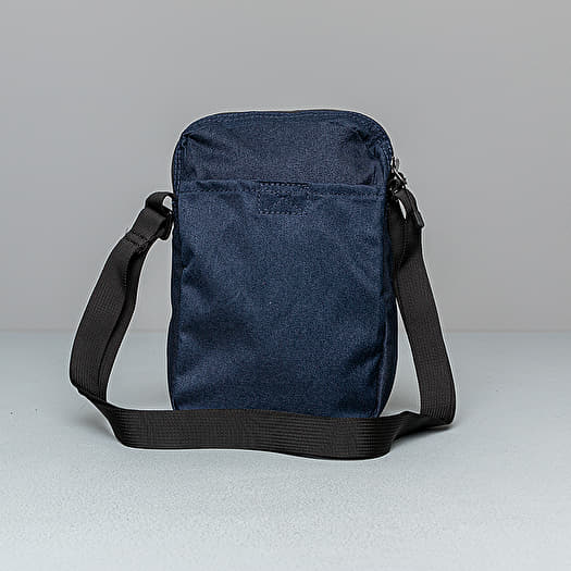 nike air max small items bag