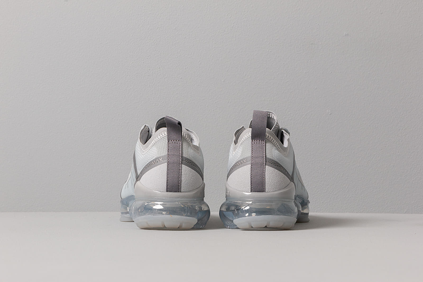 Big kids' 'air vapormax store 2019 running shoes grey