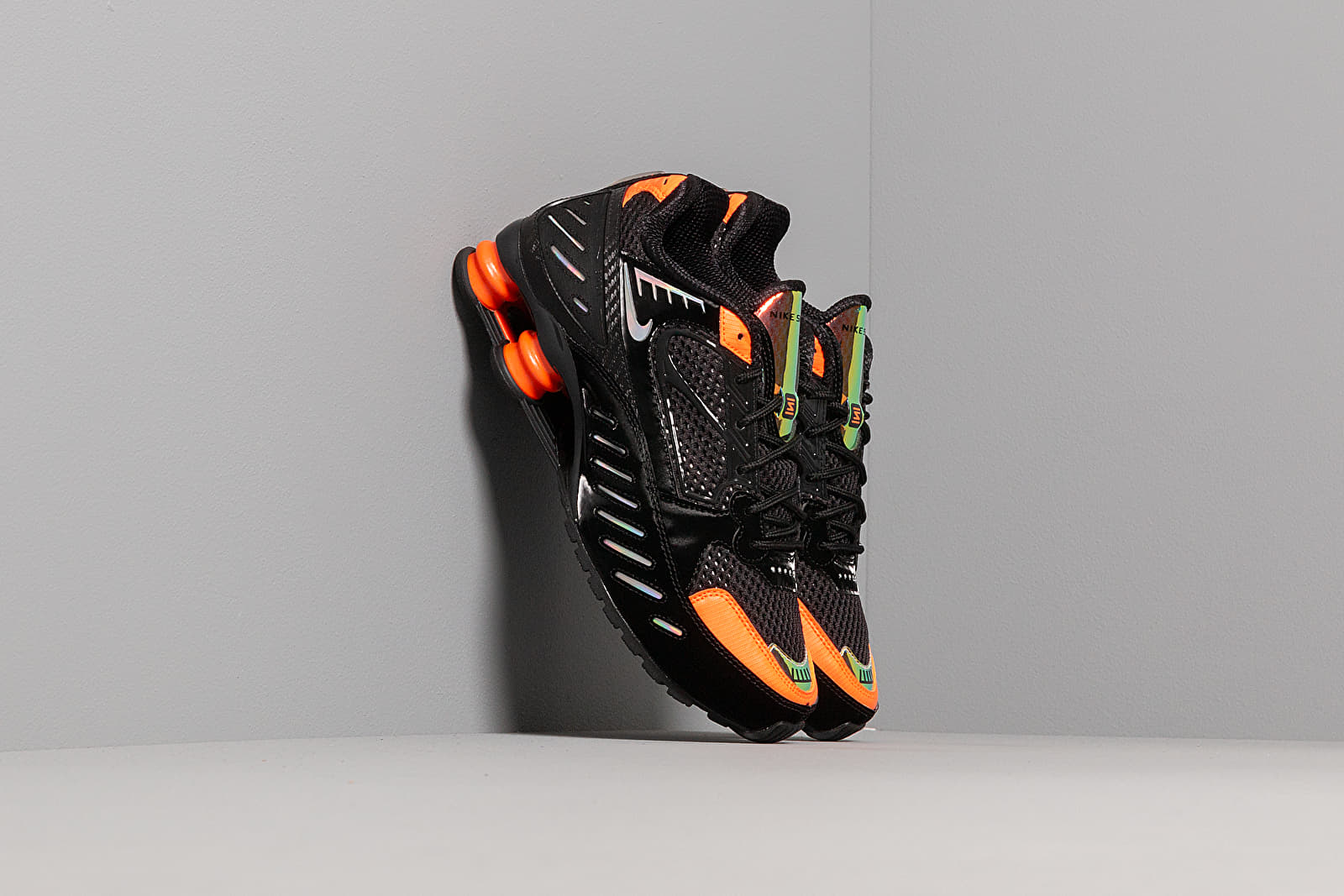 Women s shoes Nike W Shox Enigma Sp Black Black Hyper Crimson Footshop