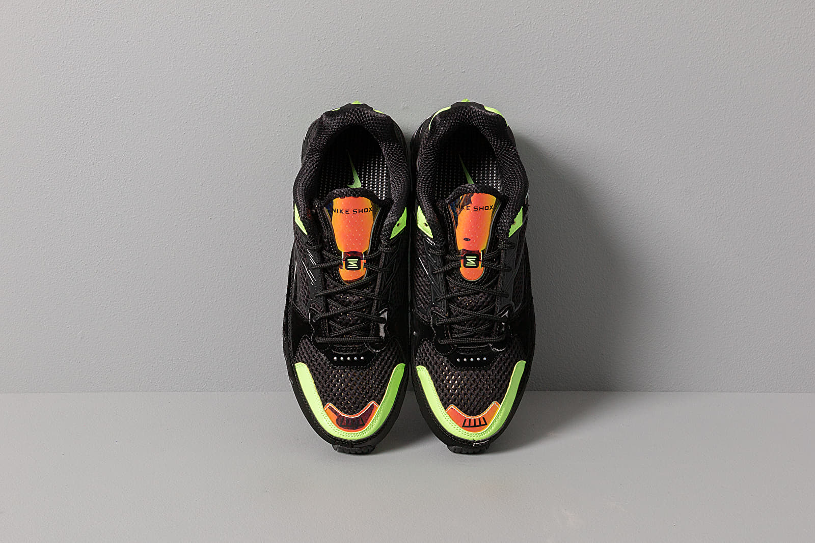 Nike shox enigma hyper crimson discount