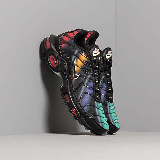 Chaussures et baskets homme Nike Air Max Plus Se Black/ Flash  Crimson-Kinetic Green | Footshop