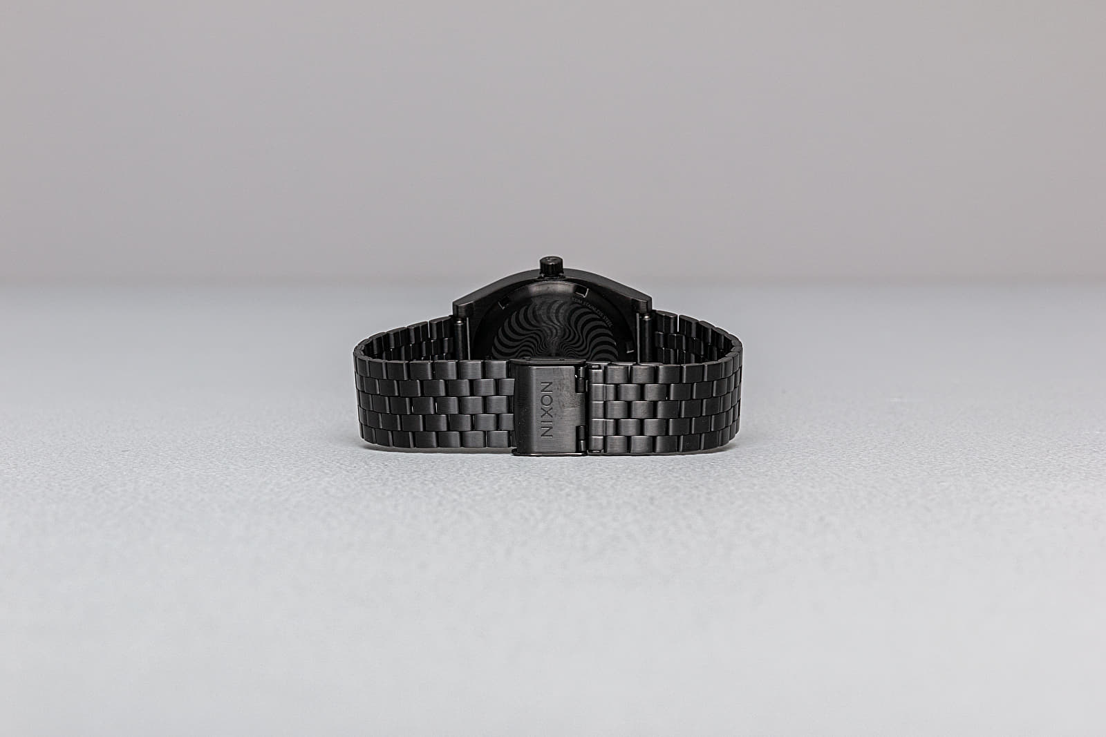 Nixon spitfire watch online