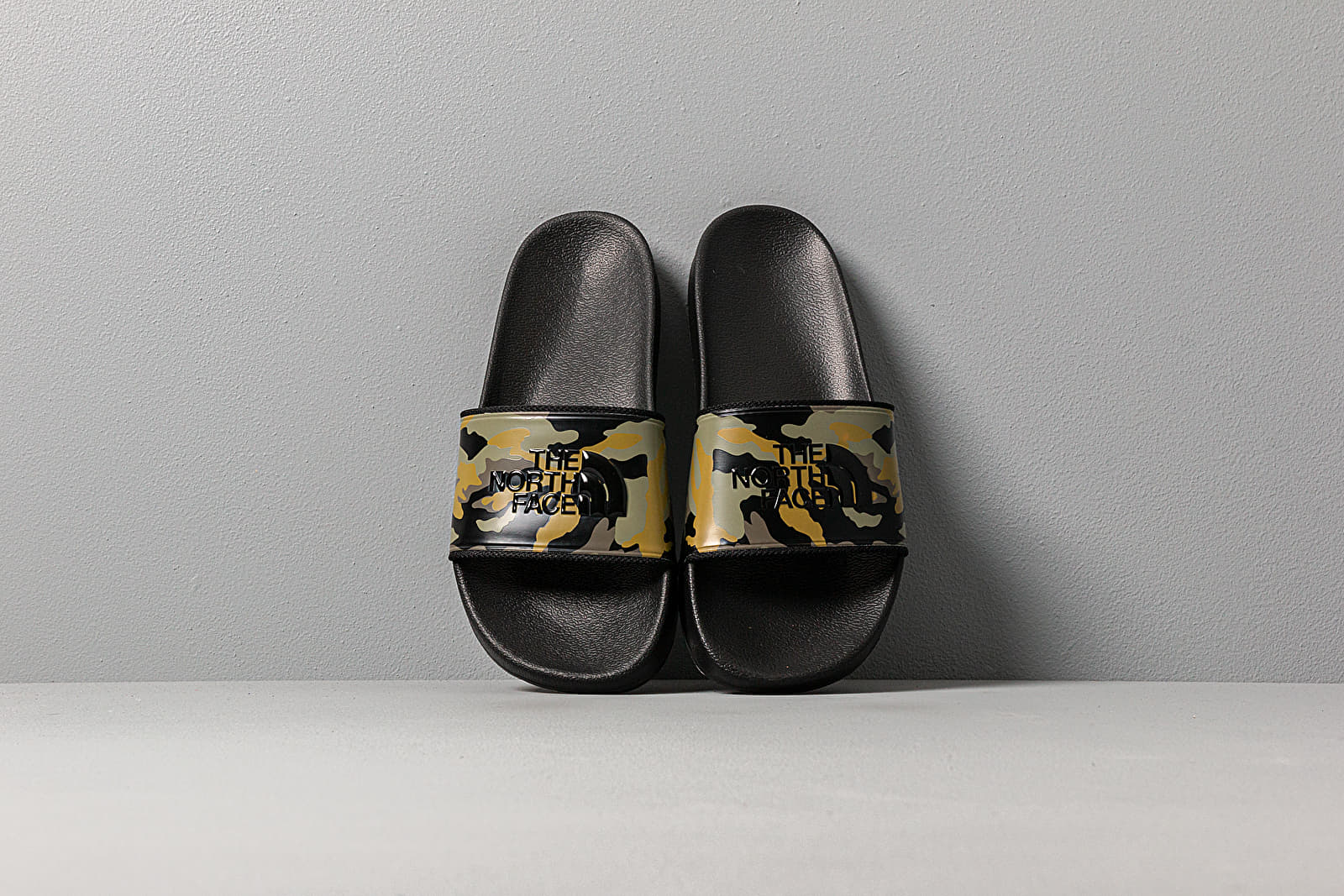 Sko The North Face Base Camp Slide II Camo Print/ Tnf Black