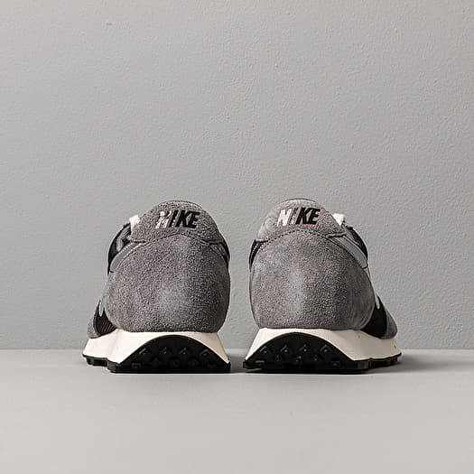 Men s shoes Nike Daybreak SP Black Metallic Silver Dark Grey Footshop