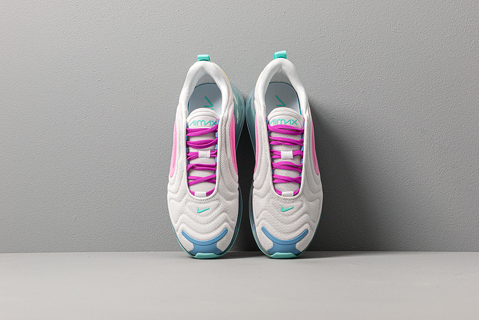 Women's air max top 720 white/light aqua-chalk blue
