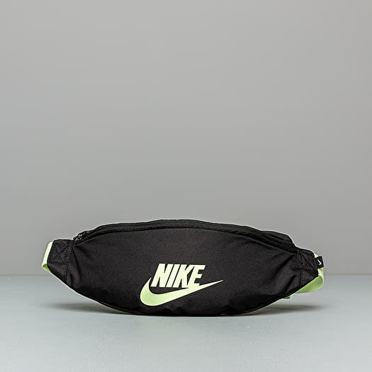 Hip pack nike sportswear heritage shop