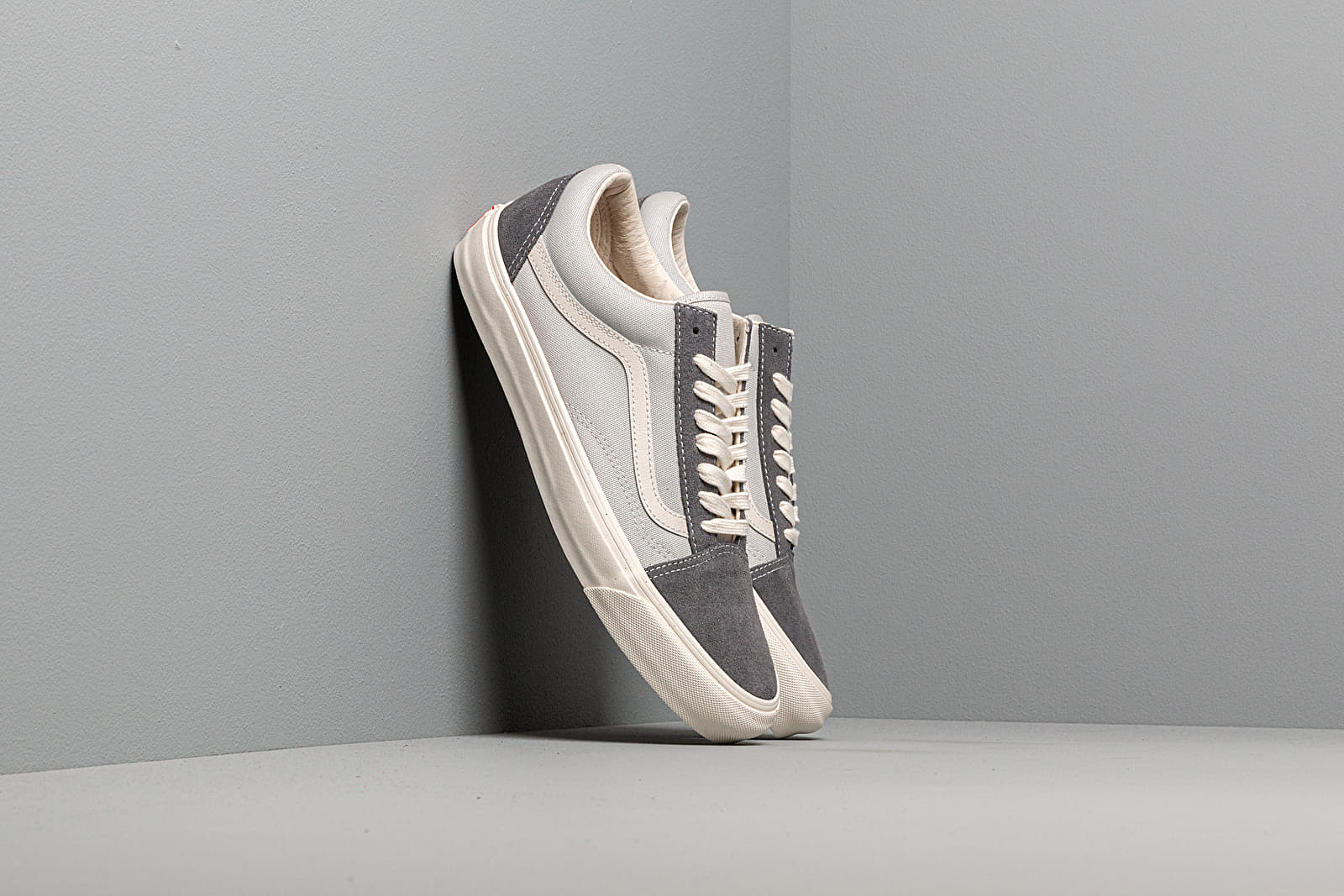 Vans old skool pearl suede 2025
