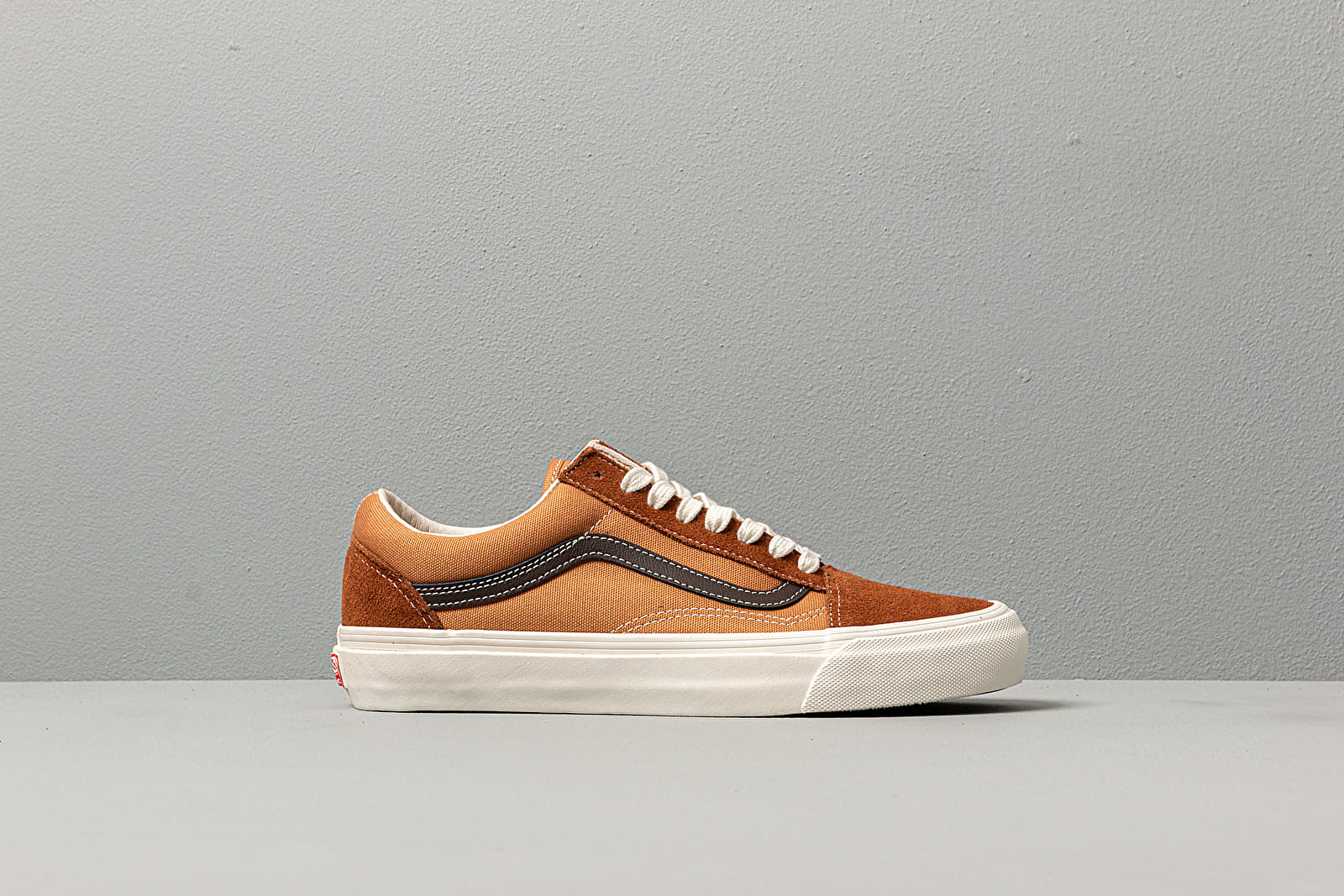 Men's shoes Vans OG Old Skool LX (Suede/ Canvas) Monks Robe/ Brown