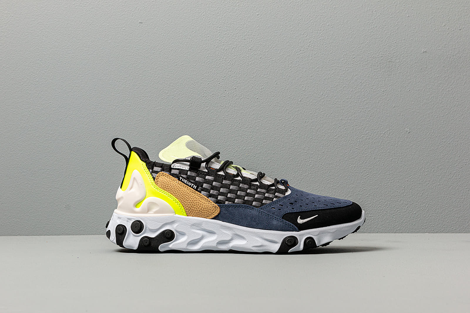 Zapatillas Hombre Nike React Sertu Black/ White-White-Volt