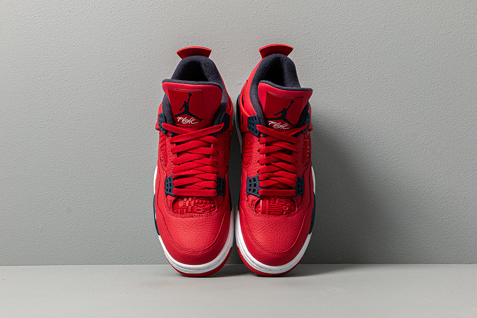 Retro 4 gym red cheap obsidian white metallic gold