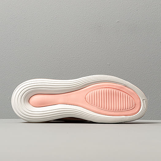 Women s shoes Nike W Air Max 720 Bleached Coral Summit White Footshop