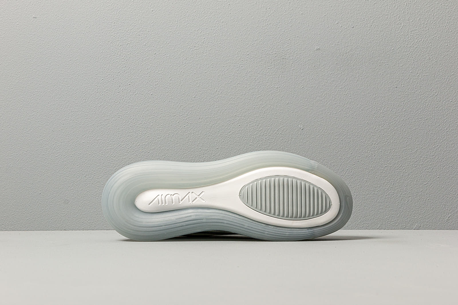 Women's shoes Nike W Air Max 720 Summit White/ Metallic Silver