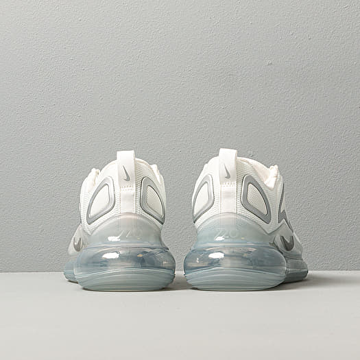 Scarpe donna Nike W Air Max 720 Summit White Metallic Silver Footshop