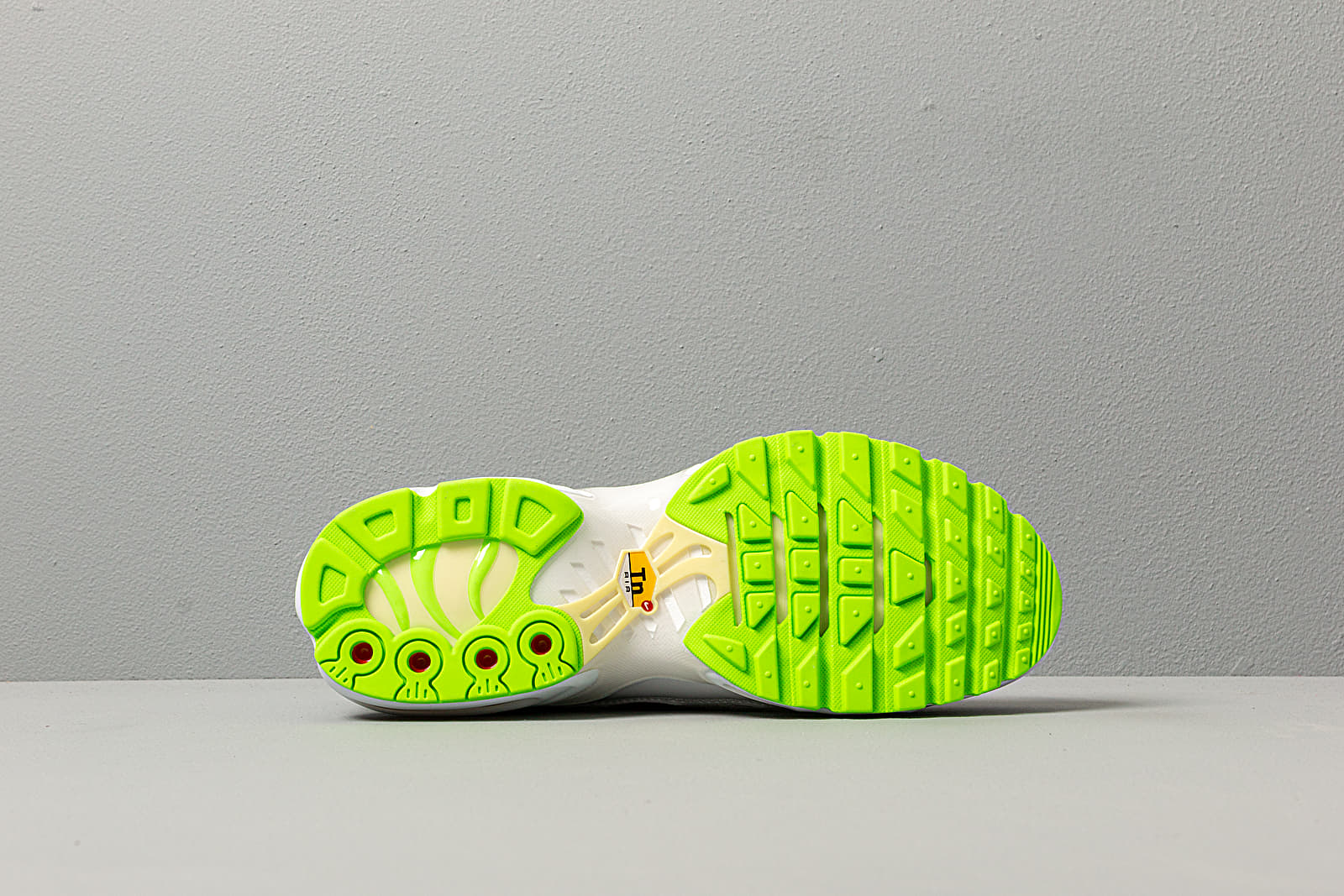 Zapatillas mujer Nike W Air Max Plus LX White/ White-Black-Electric Green