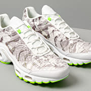 Air max plus black white electric green discount
