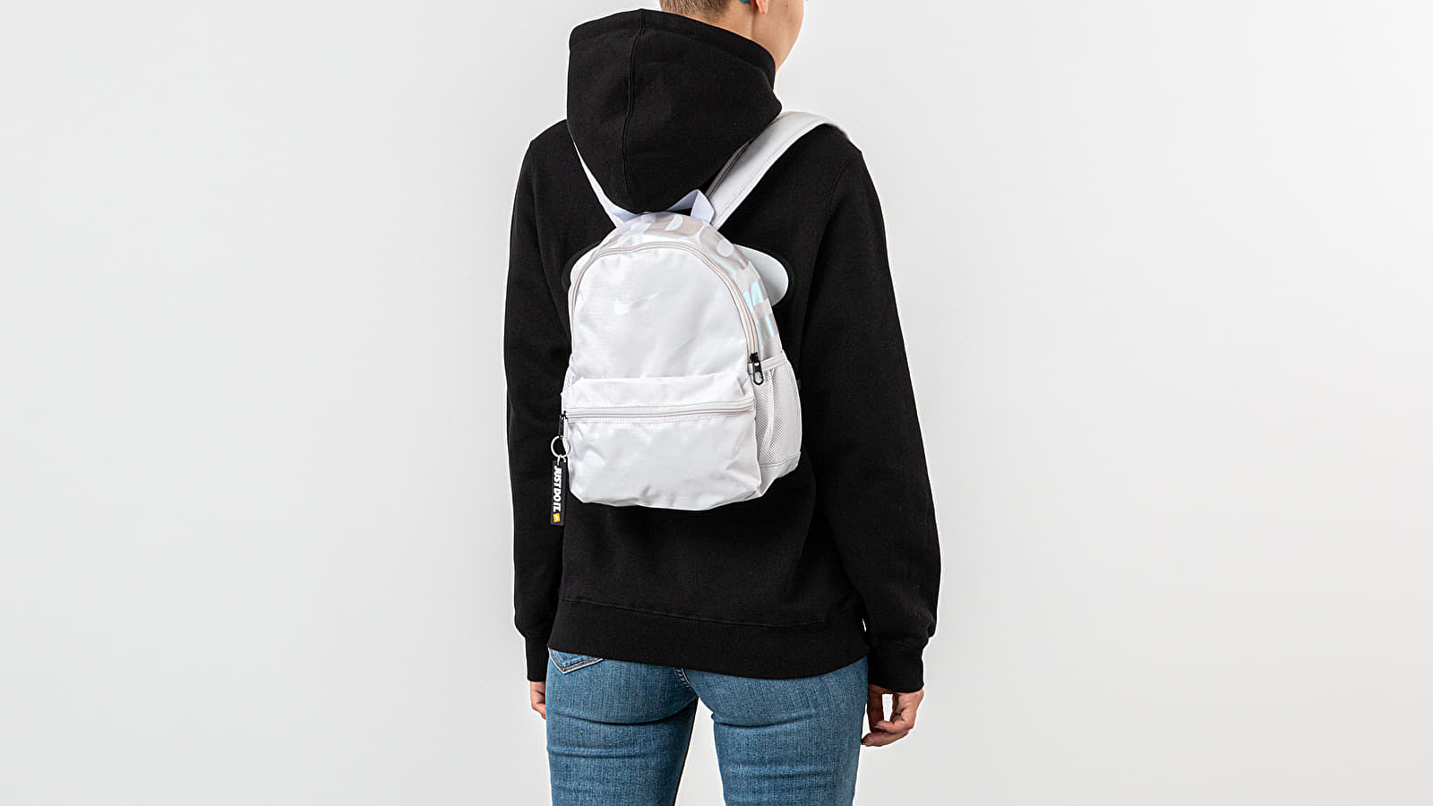Nahrbtniki Nike Brasilia Just Do It Kids Backpack Grey